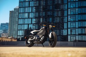 LiveWire 宣布 2025 版全新 S2 Mulholland 登陆欧洲
