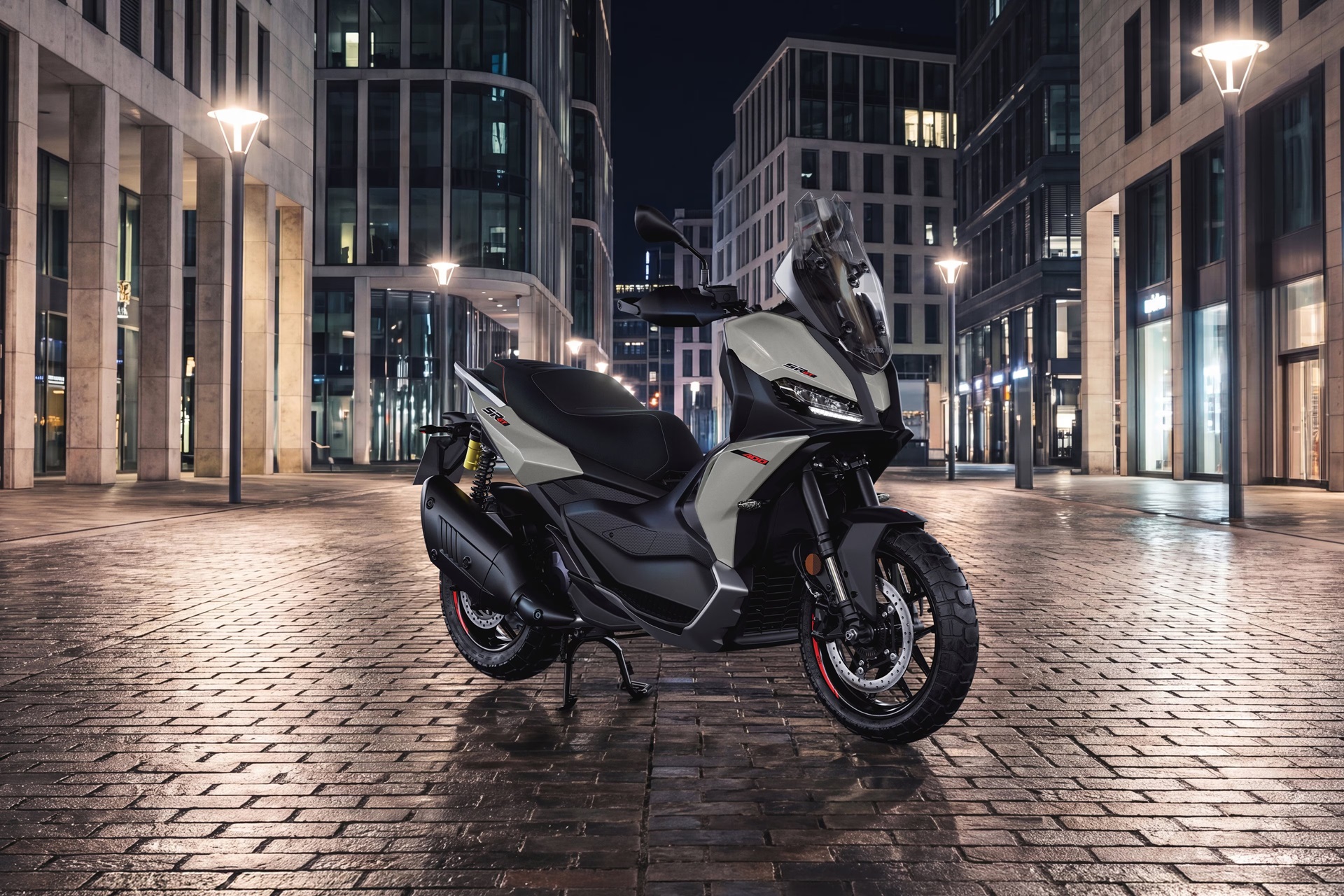 Aprilia 在整个 9 月份为其 SR GT 400 提供特殊条件