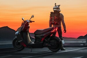 紫外线超立方体 2027