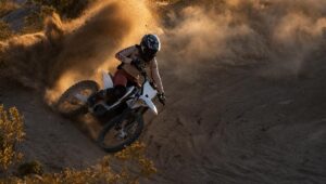 Bonnell 805 RX：56 HP，99 kg，电池可在 30 秒内更换