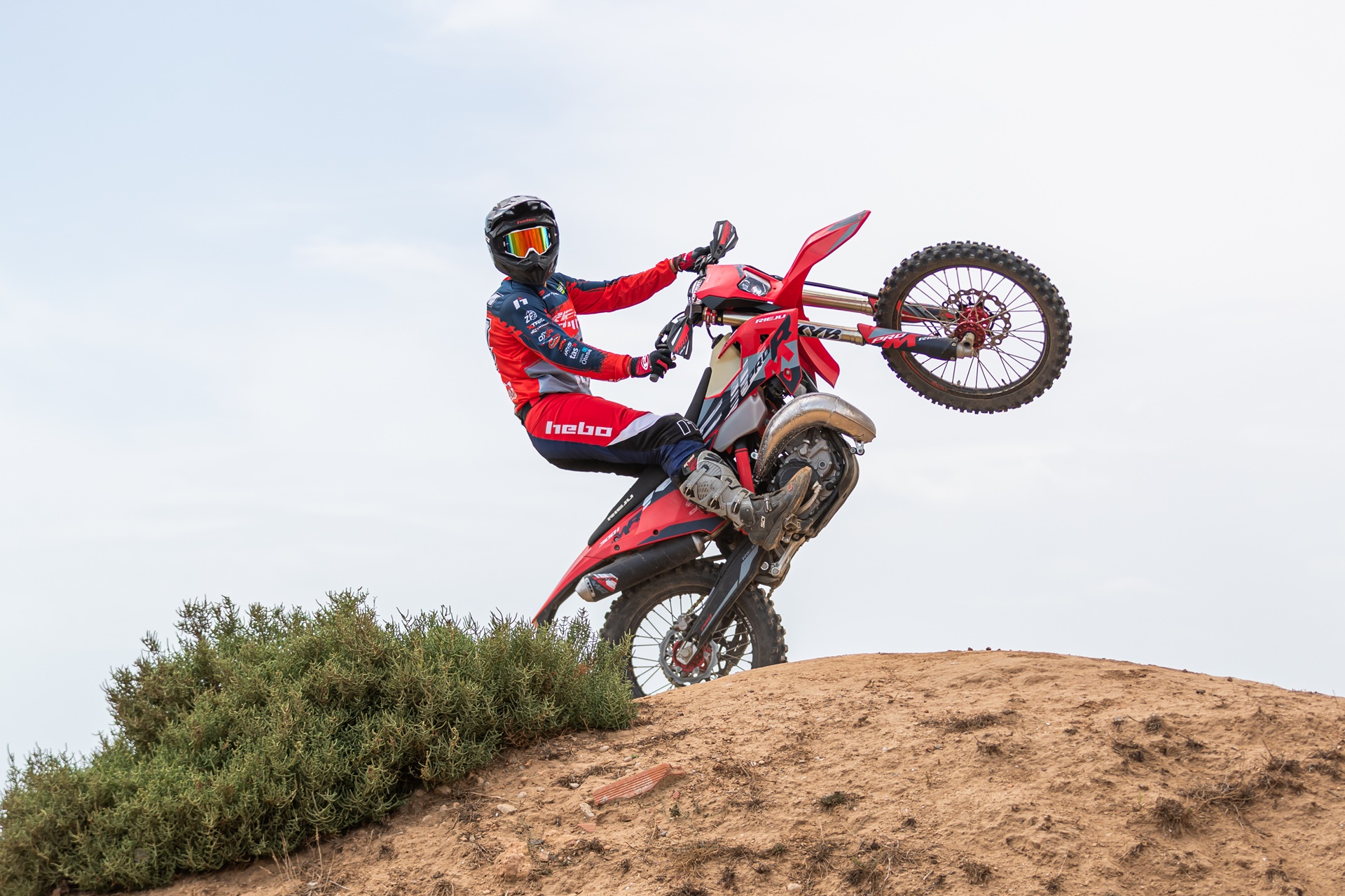 新 Rieju MR 2027 系列：了解 Enduro 的三种方式
