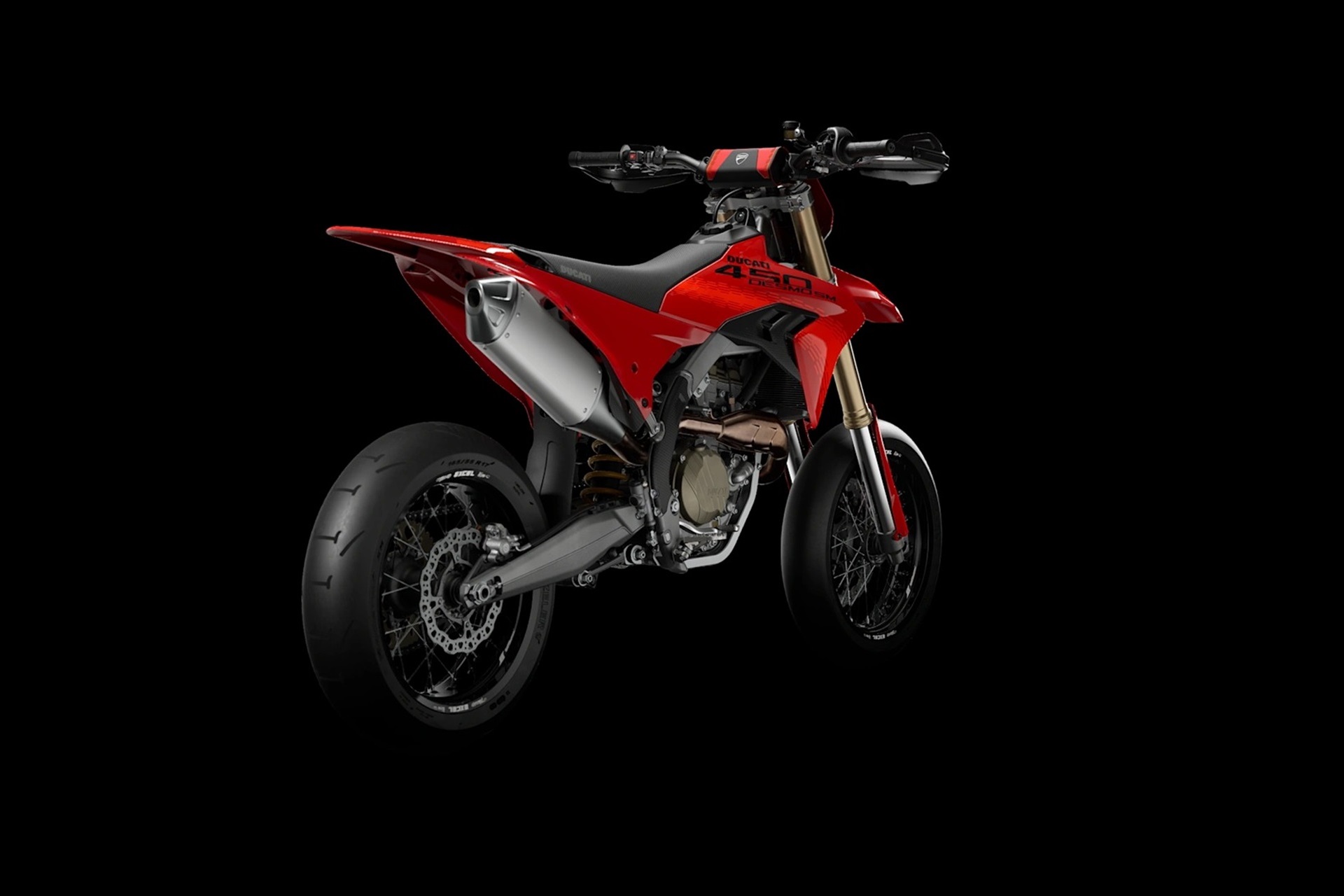 杜卡迪 Desmo450 SM:Supermotard 赛车的技术巅峰
