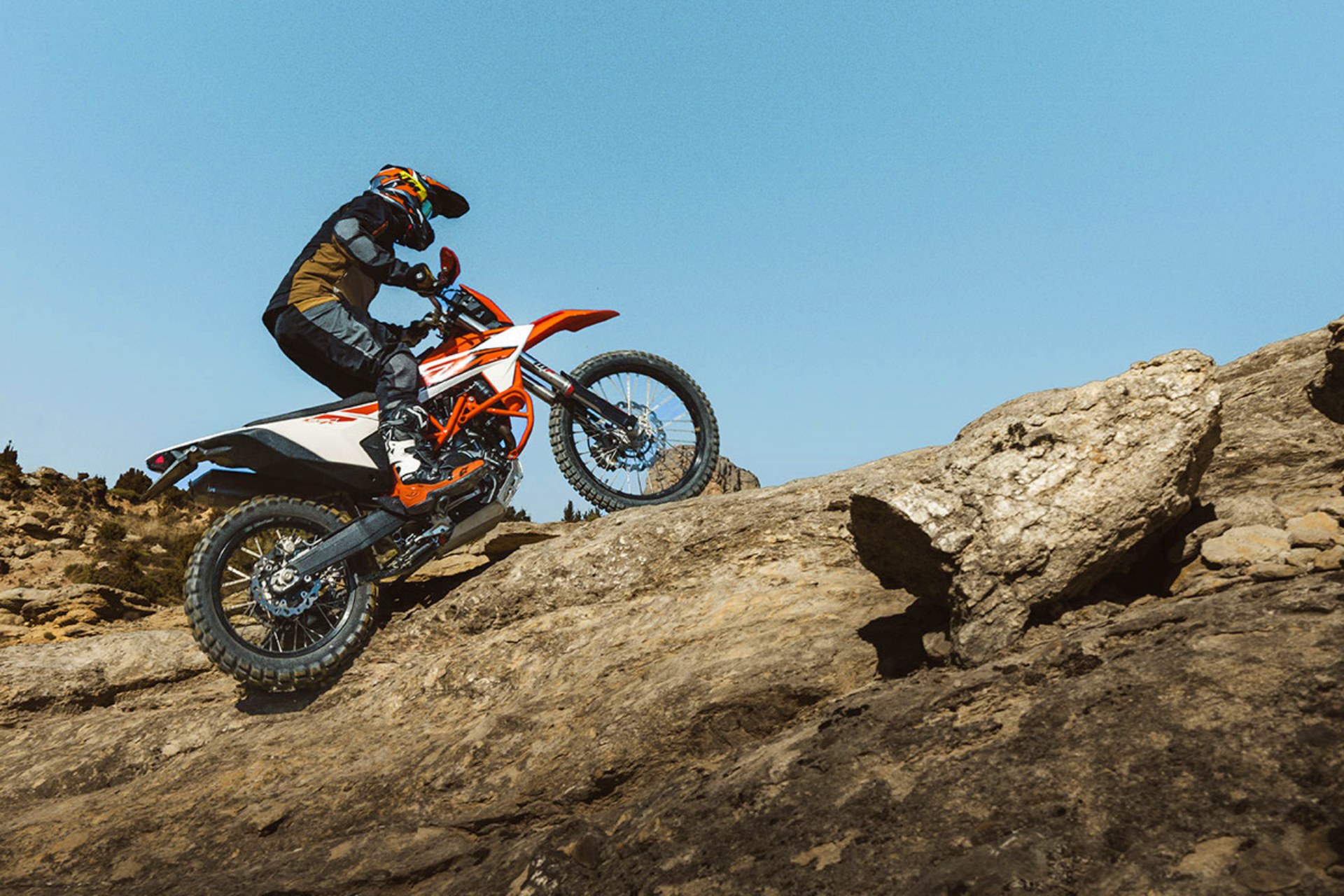 KTM、Husqvarna 和 GasGas enduro LC4