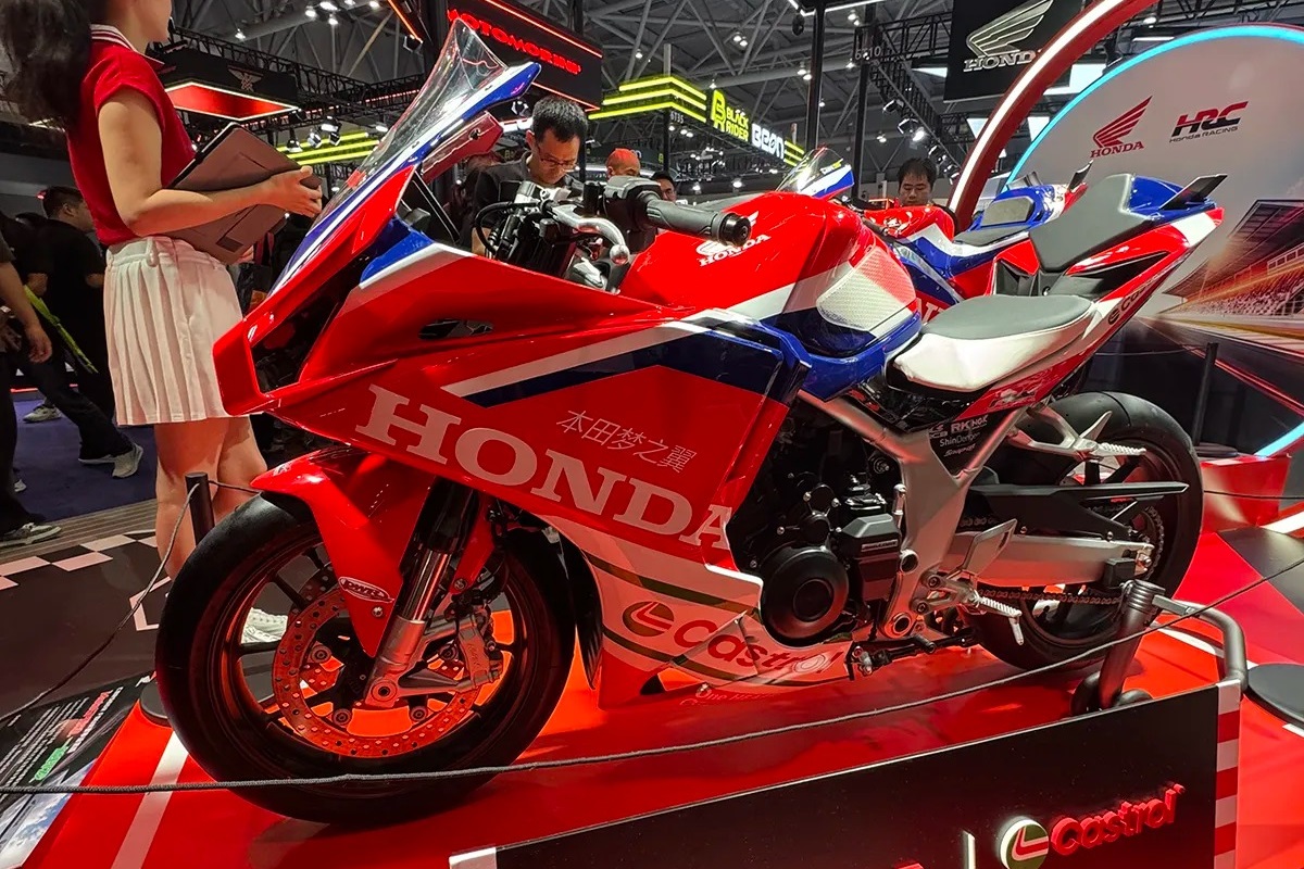 “CBR500R FOUR Racing Color”:本田以 MotoGP RC213V 的形象和相似度呈现概念