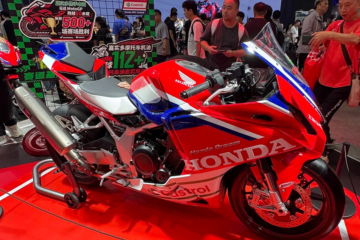 “CBR500R FOUR Racing Color”:本田以 MotoGP RC213V 的形象和相似度呈现概念