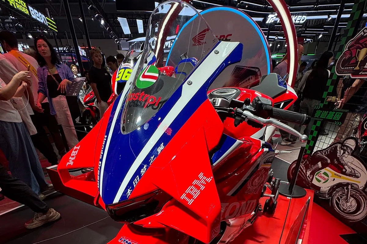 “CBR500R FOUR Racing Color”: Honda presenta un concept a imagen y semejanza de la RC213V de MotoGP