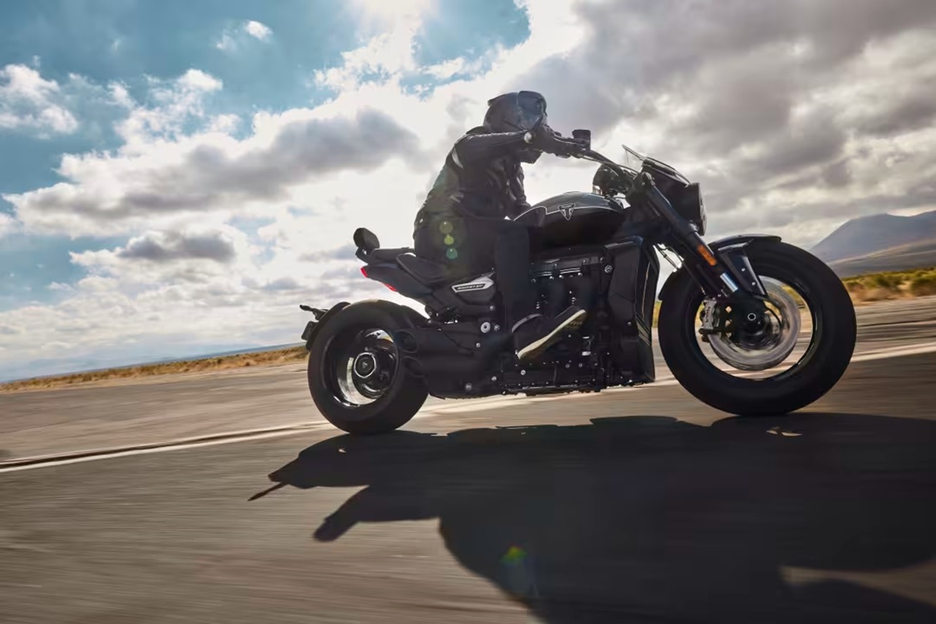 Triumph 准备对其当前的 Rocket 3 系列进行深入审查