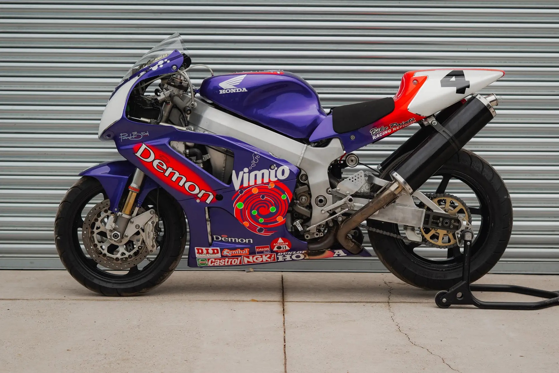 一对传奇的 VTR1000 SP-1 本田汽车将于明年 11 月拍卖