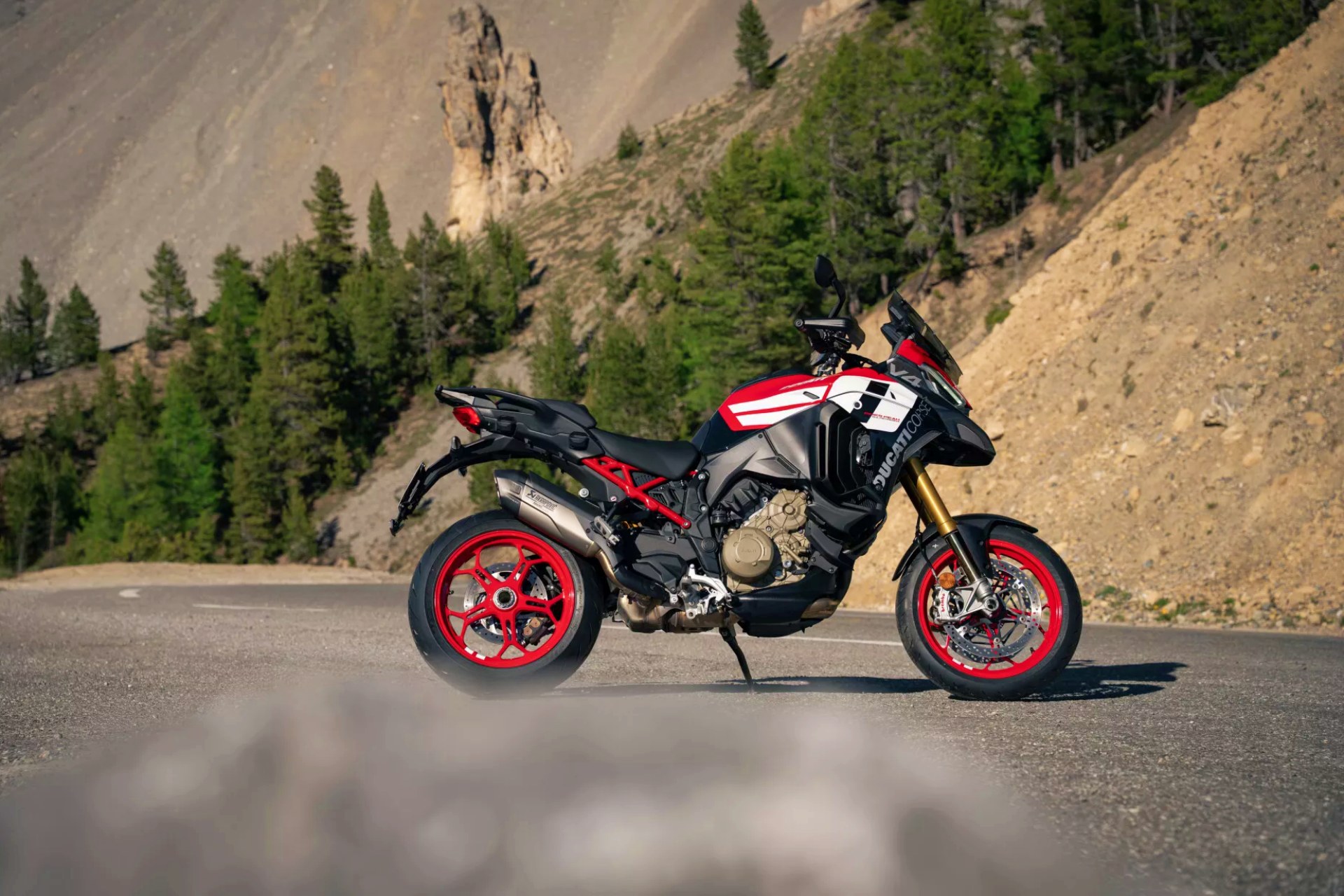 Multistrada V4 派克峰 2027