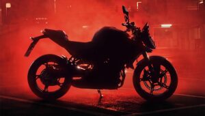 宝马正在为A2准备一款新的裸车，我们将于10月1日看到它