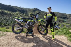 Guillem Farrés 和 Triumph Factory Racing 将于 2027 年共同进军 MXGP