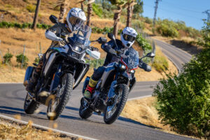 比较：Moto Morini Alltrhike 450 与 CFMOTO 450MT