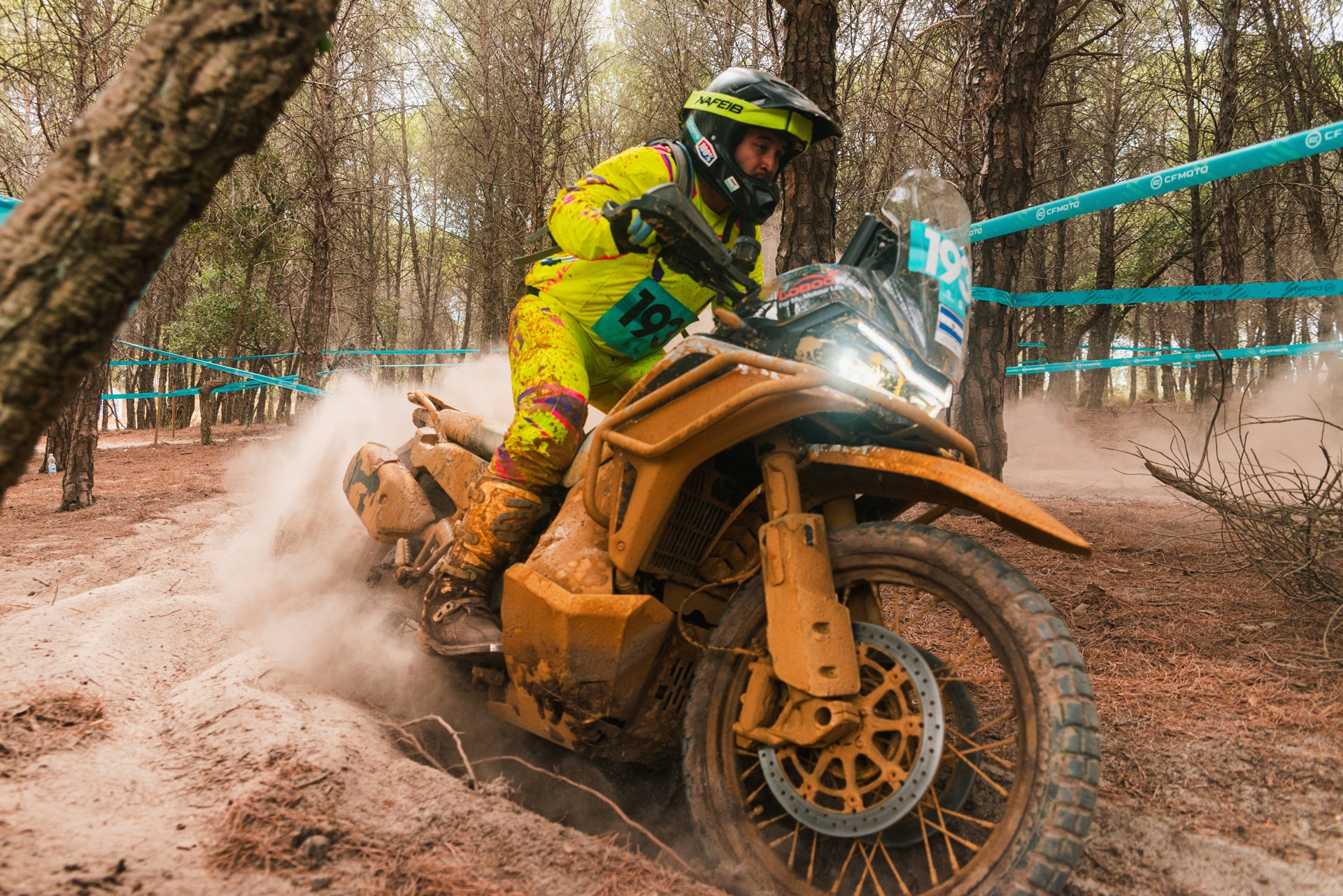 El CFMOTO MT Challenge Global Final 2026 se decide en España y nuestro equipo se alza con la 2ª plaza del cajón