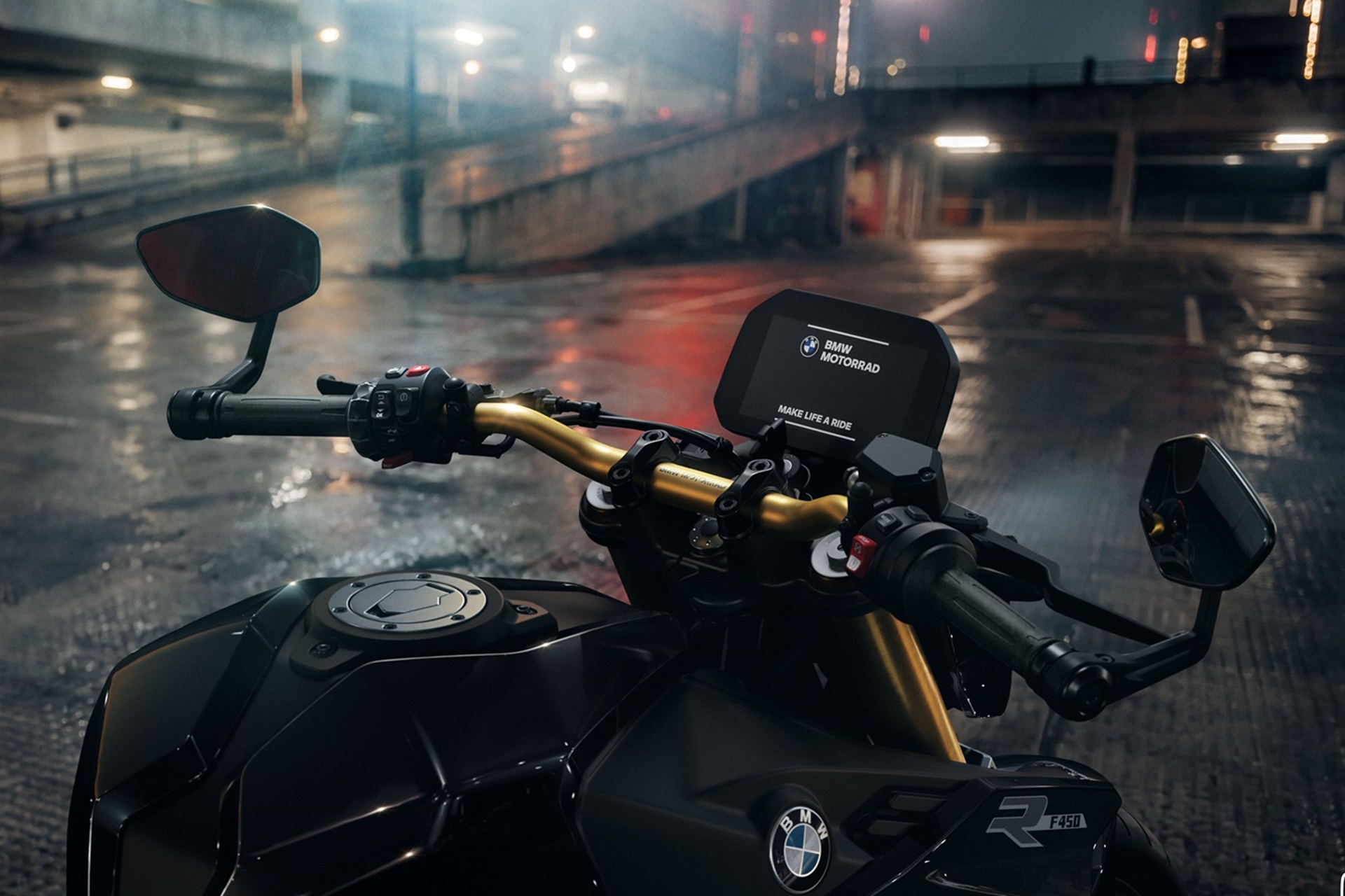 BMW F 450 R:48 马力、175 公斤以及您开始驾驶 A2 所需的一切