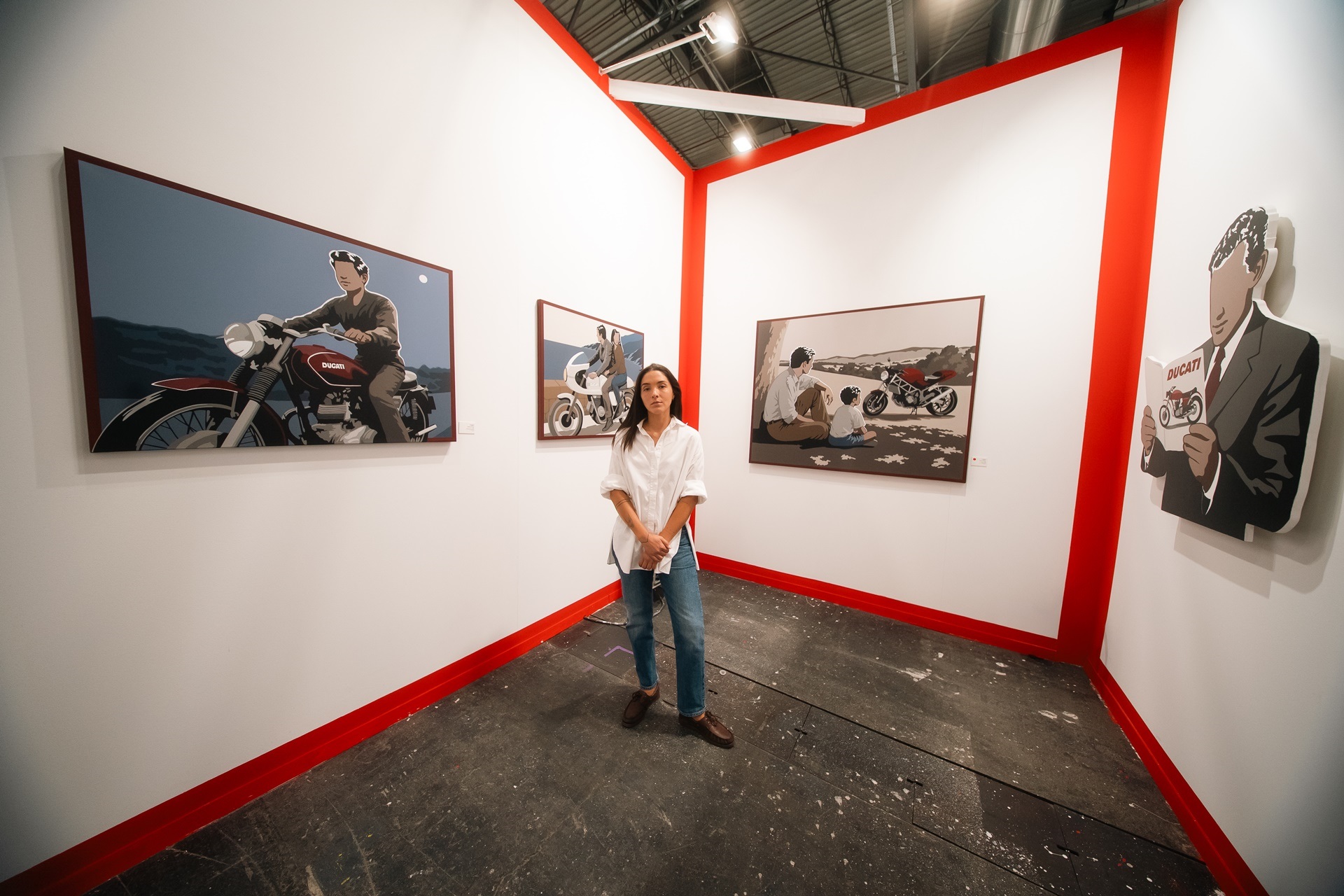 杜卡迪参加 Estampa 展览“Adriana Oliver x Ducati”