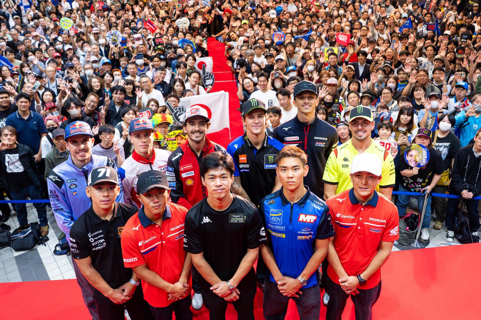 还有其他更有效的方法可以让 MotoGP 更贴近公众,而且不那么不合时宜。