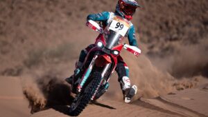 Javi Vega 和 Kove 450 拉力赛横扫摩洛哥：五场胜利和明确的目标，2027 年达喀尔