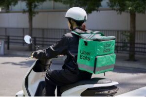 本田和 Uber Eats Japan 通过新应用程序评估其送货司机的安全