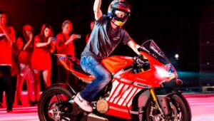 斯通纳再次向MotoGP投掷飞镖：“今天的车手不知道菲利普岛是什么”