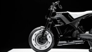 Brabus 和 Fragment Design 打造了一款独特的电动摩托车：只有 10 辆，售价 45,000 欧元