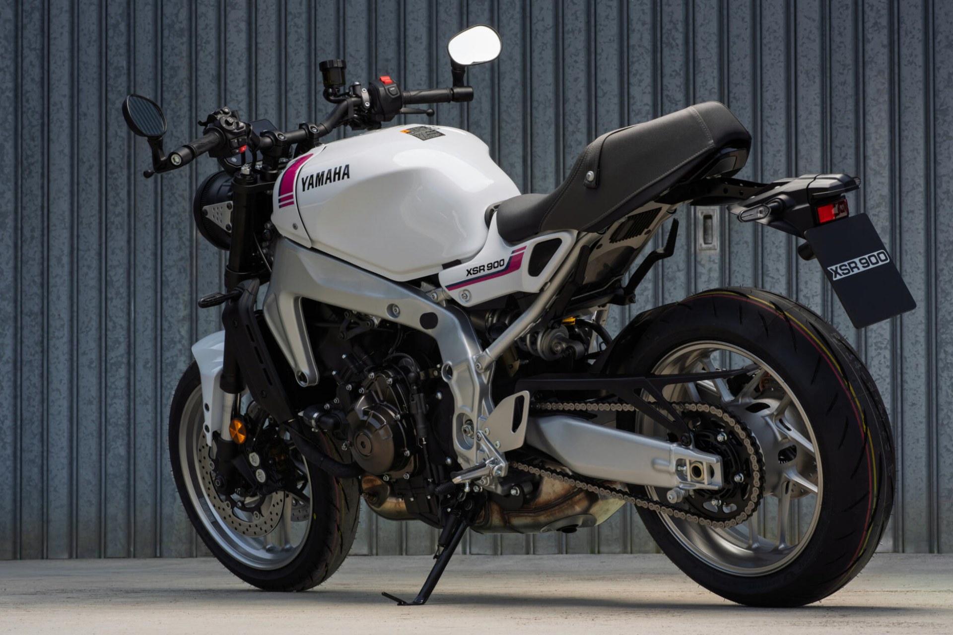 雅马哈 XSR900 2027