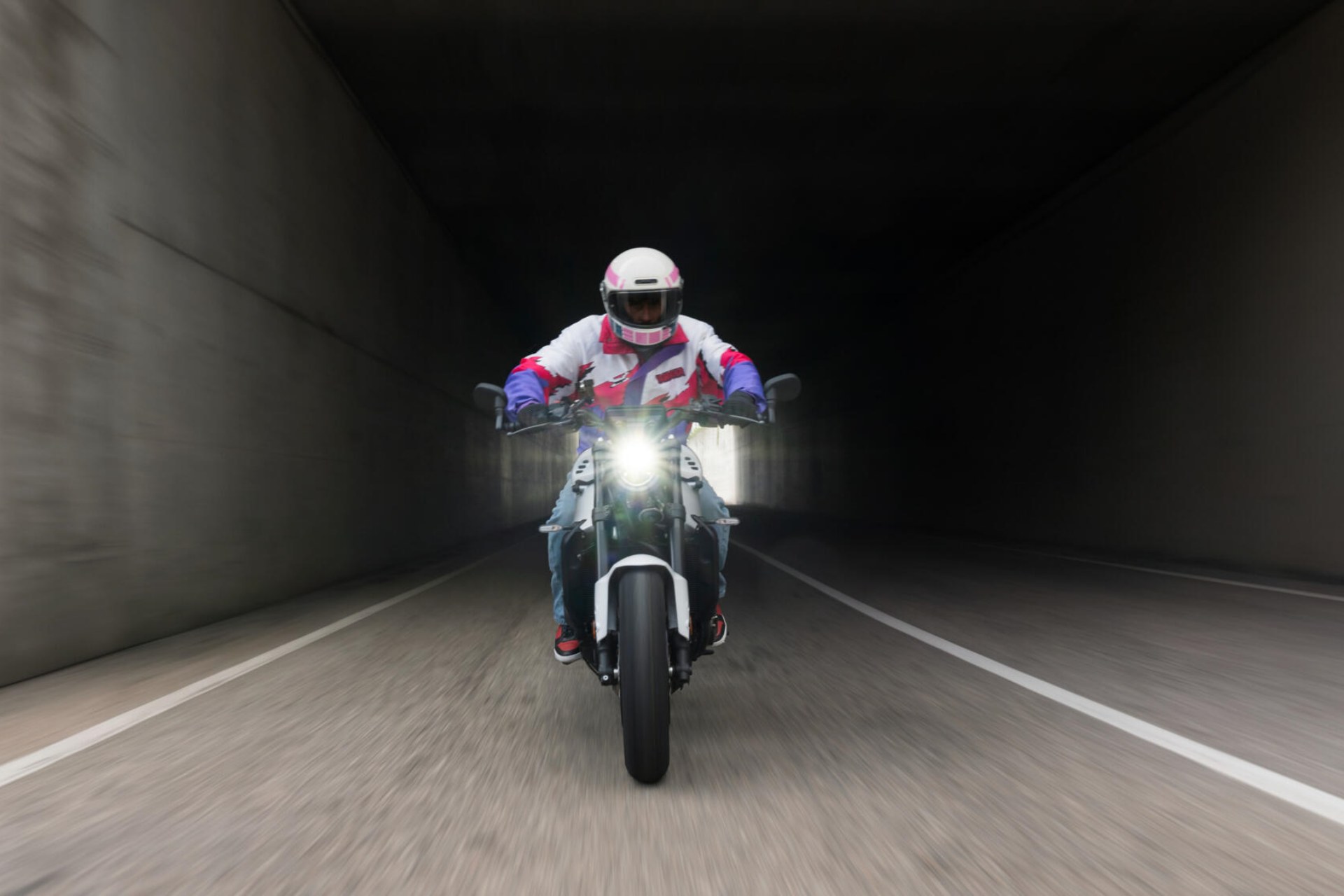 雅马哈 XSR900 2027