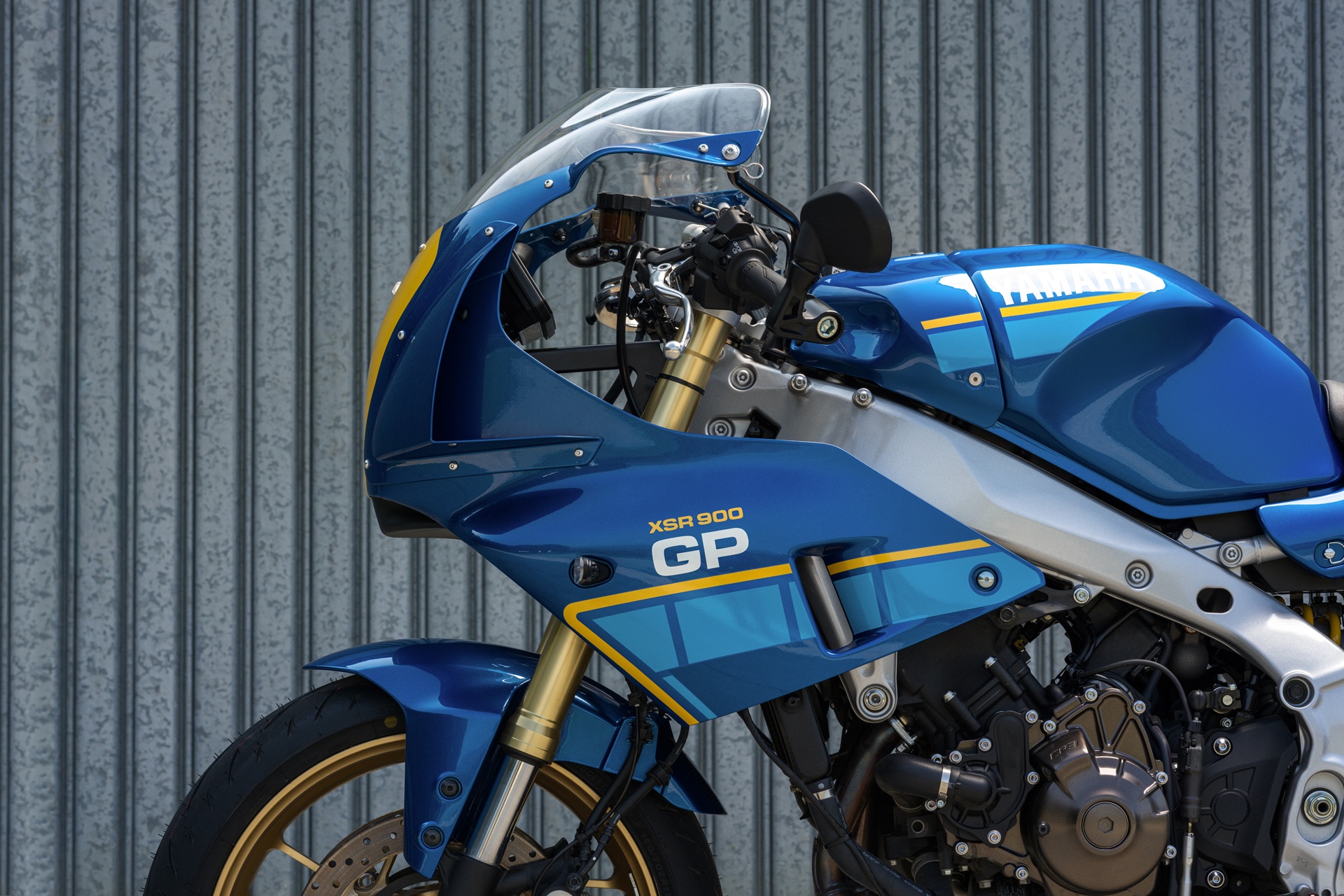 山名 XSR900 GP 2027