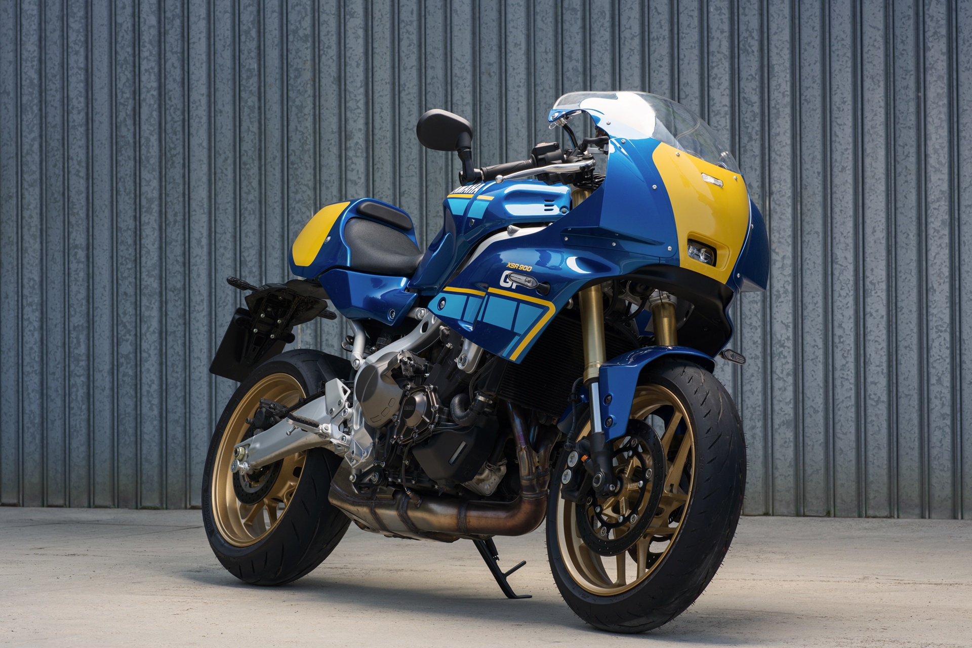 山名 XSR900 GP 2027