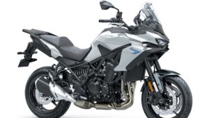 川崎 Versys 900 2027 – 技术数据表、照片和价格