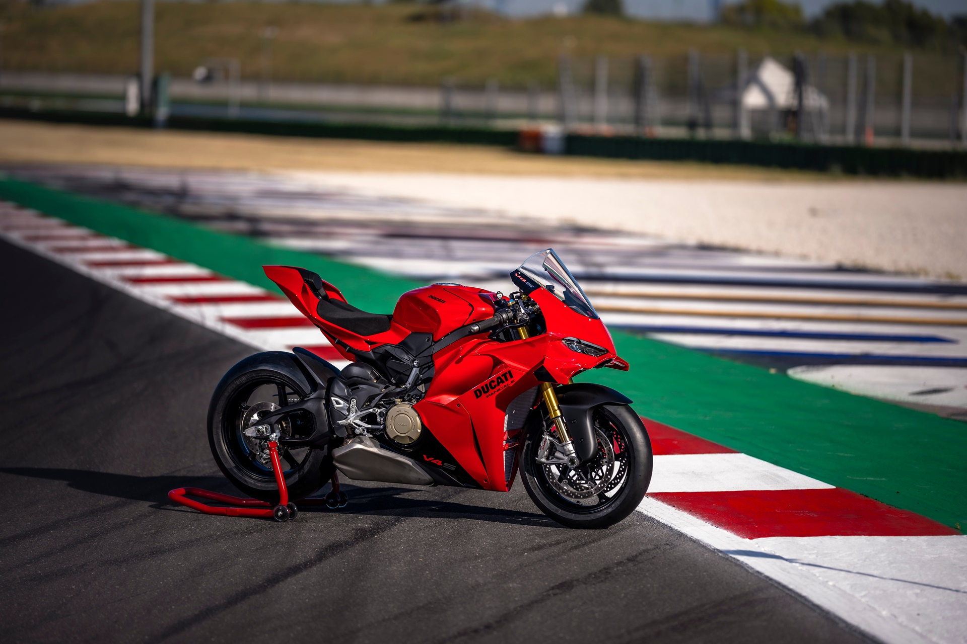 杜卡迪 Panigale V4 2027