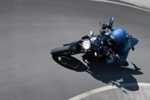 铃木 SV 650 可能会在 2027 年“浴火重生”