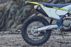 Husqvarna 开始对某些 Enduro 和 Cross Country 型号进行审查活动