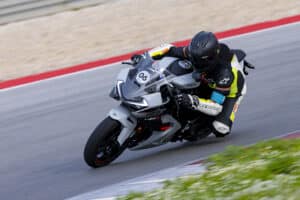 CFMoto 675 SR-R测试
