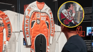 “Barry Sheene 仍然很活跃”：Dainese 为慈善拍卖制作连身裤复制品